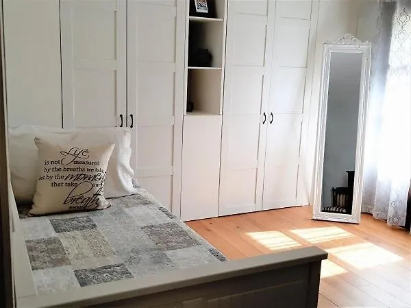 Panoramic Stone - Slow Living In The Piedmontese Hazelnut Hills * Cravanzana