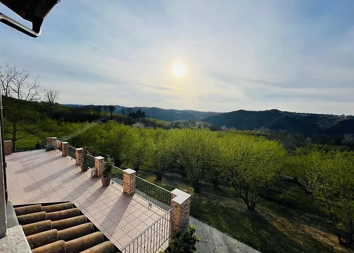 Panoramic Stone - Slow Living In The Piedmontese Hazelnut Hills * Cravanzana